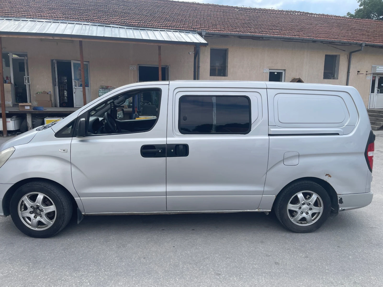 Hyundai H1, снимка 3 - Бусове и автобуси - 55133660