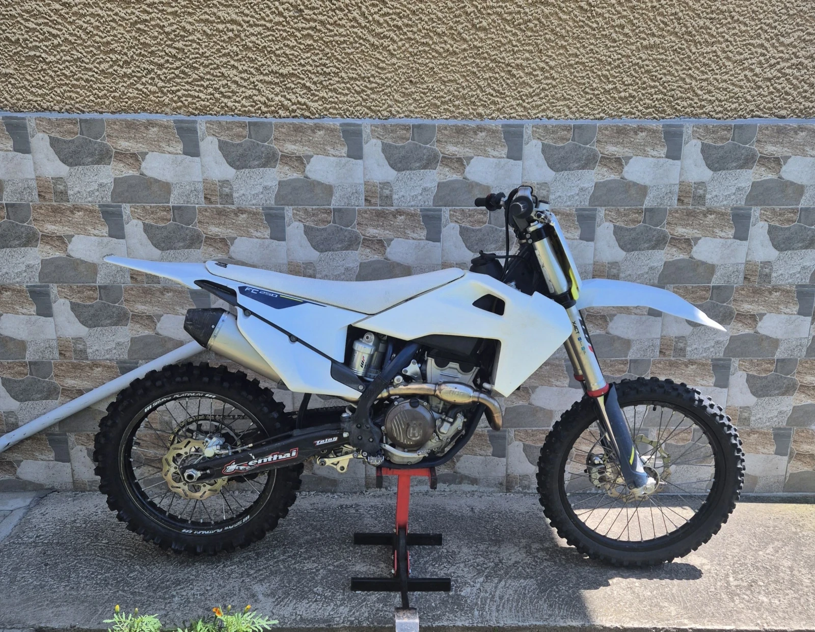 Husqvarna FC 250