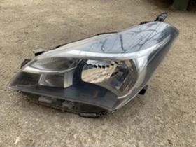 Светлини за Toyota Yaris, снимка 2