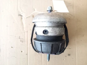 Тампон мотор двигател ляв Ягуар С Тайп 2.7д (1)