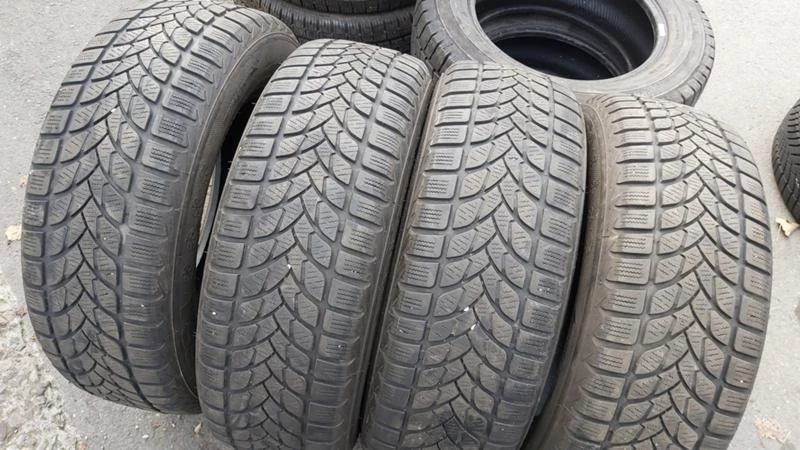 Гуми Зимни 215/65R16, снимка 2 - Гуми и джанти - 27417967