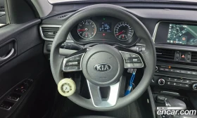 Kia K5 2.0 LPI Rental Car Luxury, снимка 13