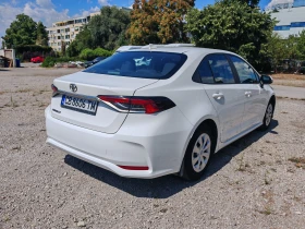 Toyota Corolla 1.5i Гаранционна, снимка 3