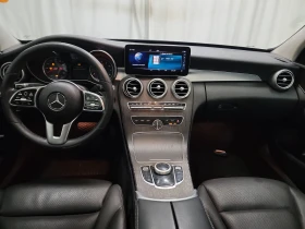 Mercedes-Benz C 300 Full LED* Facelift* Подгрев* Пано* Мъртва зона* , снимка 9