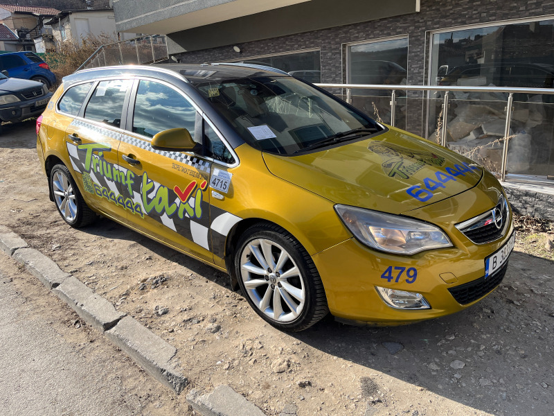 Opel Astra 1.4 Газ, снимка 2 - Автомобили и джипове - 45601145