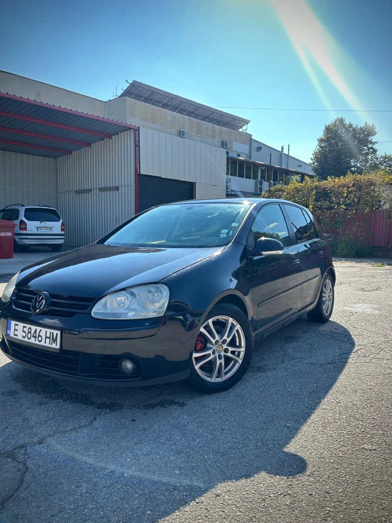 VW Golf, снимка 2 - Автомобили и джипове - 47232611