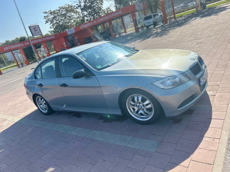 BMW 320 2.0 i, снимка 5 - Автомобили и джипове - 47360911