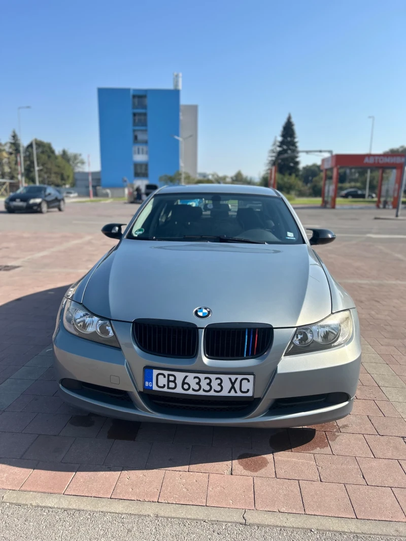 BMW 320 2.0 i, снимка 1 - Автомобили и джипове - 47360911