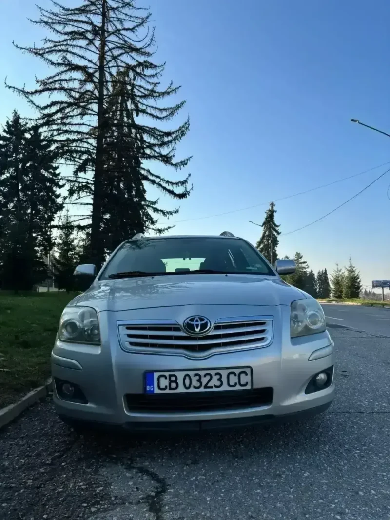 Toyota Avensis facelift, снимка 4 - Автомобили и джипове - 48012617