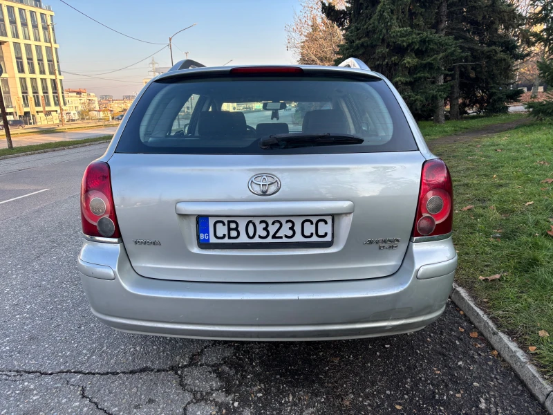 Toyota Avensis facelift, снимка 3 - Автомобили и джипове - 48012617