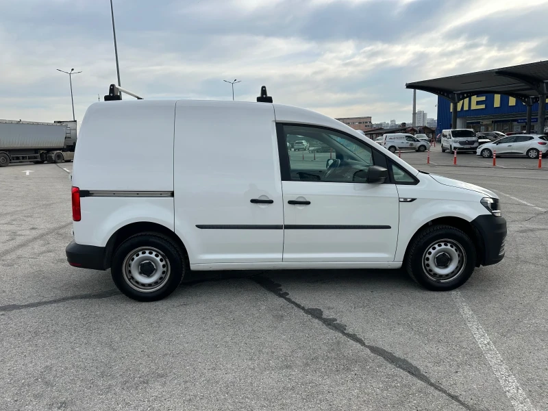 VW Caddy, снимка 6 - Автомобили и джипове - 48903588