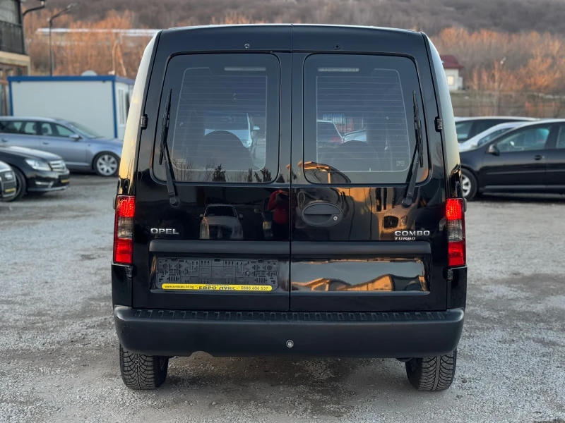 Opel Combo 1.7CDTI 101кс КЛИМАТИК НАВИ , снимка 5 - Автомобили и джипове - 49452962