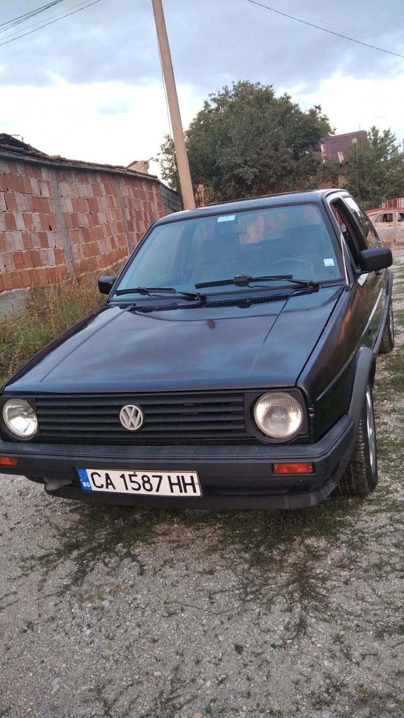 VW Golf, снимка 1 - Автомобили и джипове - 49454112