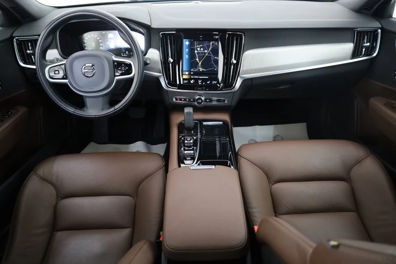 Volvo V90 T6/INSCRIPTION/341HP/PANO/NAVI/CAM/LED/KLESS/312g, снимка 9 - Автомобили и джипове - 51688337
