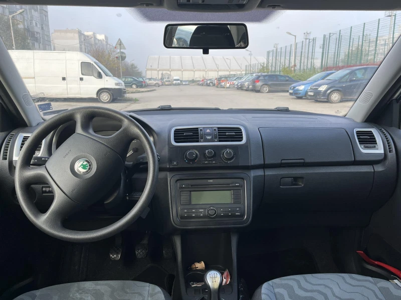 Skoda Fabia, снимка 4 - Автомобили и джипове - 52410225