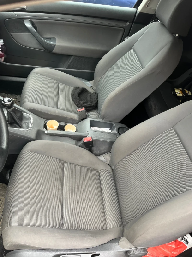 VW Golf TDI 90, снимка 8 - Автомобили и джипове - 52631900