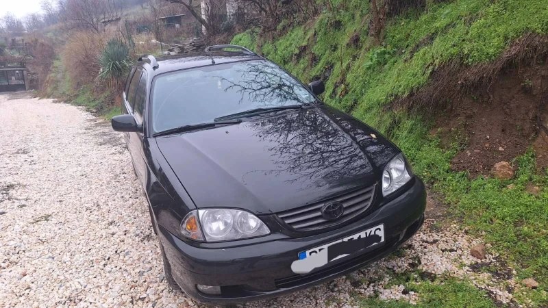 Toyota Avensis, снимка 3 - Автомобили и джипове - 52895936