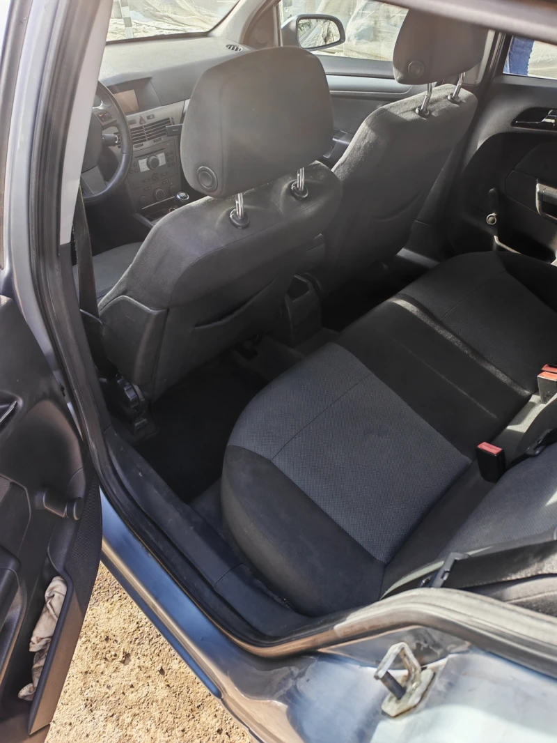 Opel Astra, снимка 9 - Автомобили и джипове - 53087335
