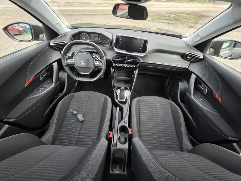 Peugeot 2008 1.2 i Turbo , снимка 12 - Автомобили и джипове - 53270048