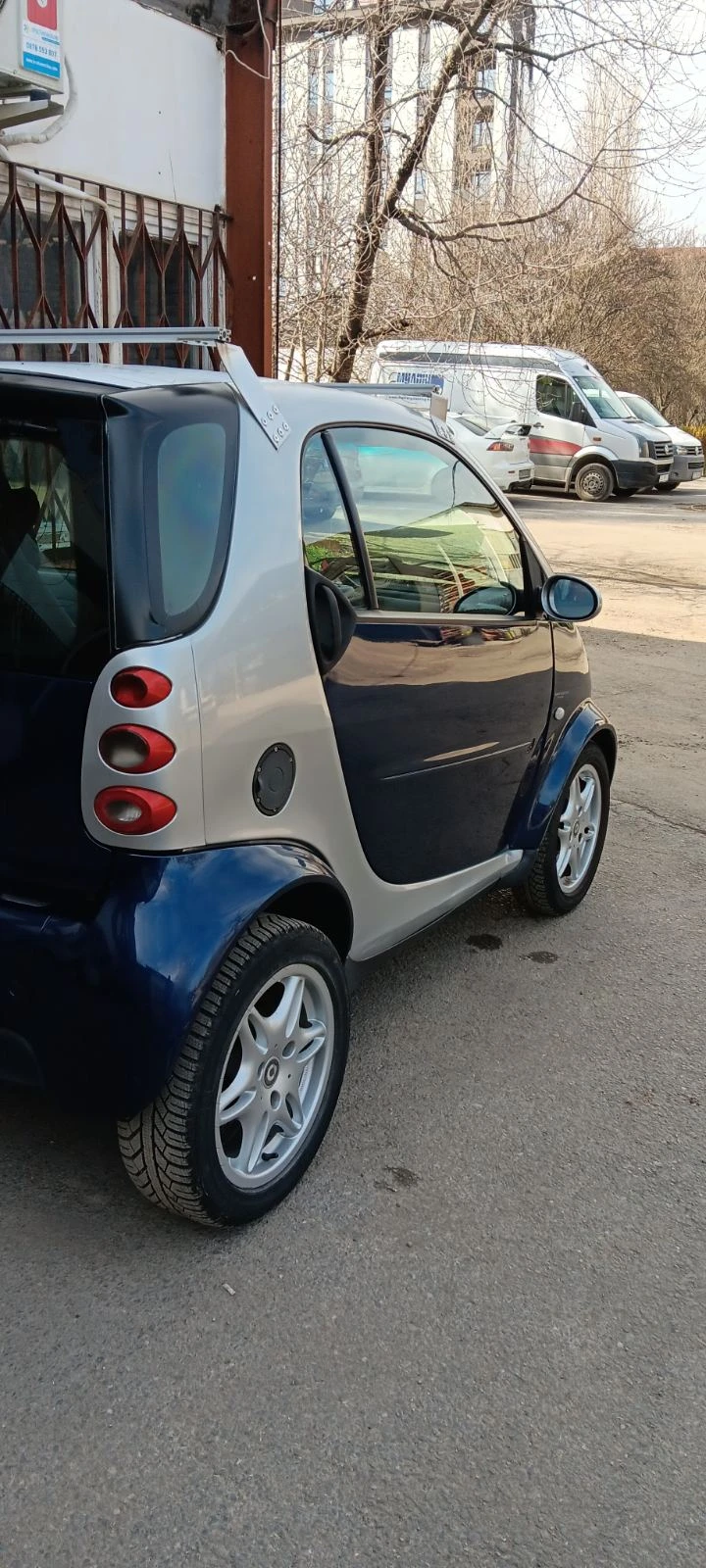 Smart Fortwo 0.7i, снимка 5 - Автомобили и джипове - 54138462