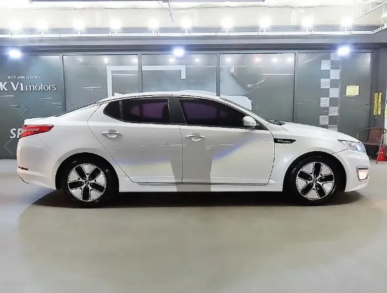 Kia K5 Hybrid Noblesse, снимка 3 - Автомобили и джипове - 55921682
