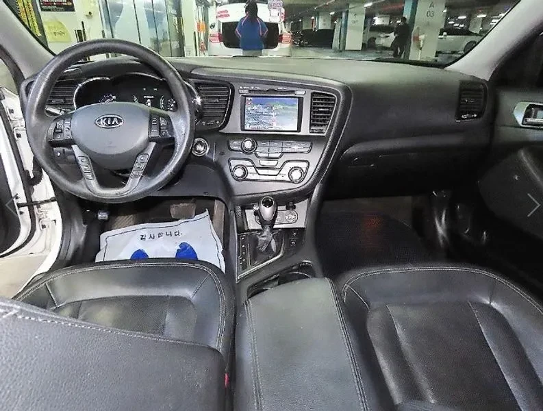 Kia K5 Hybrid Noblesse, снимка 10 - Автомобили и джипове - 55921682