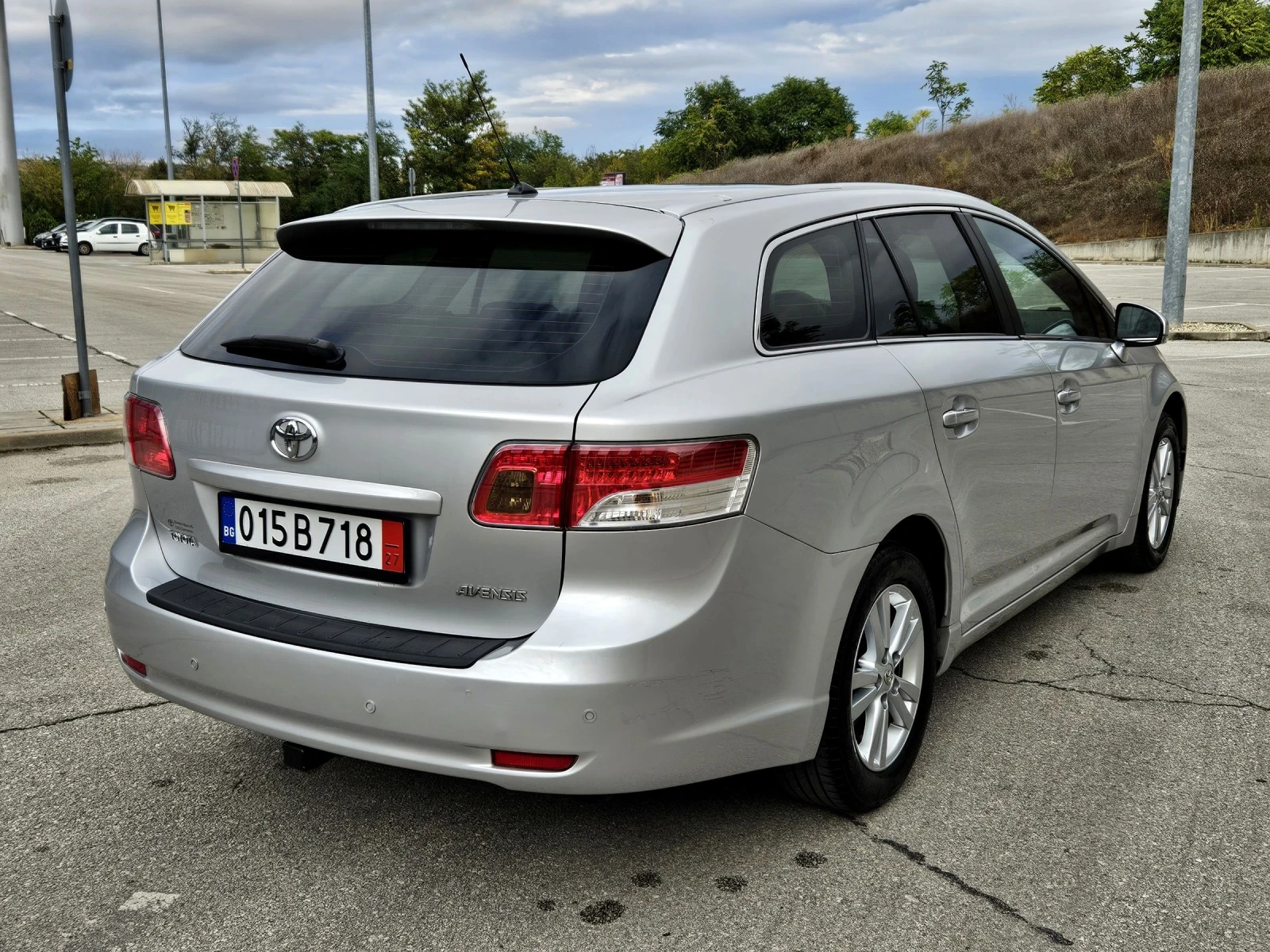 Toyota Avensis 2.0  АВТОМАТИК  - изображение 7