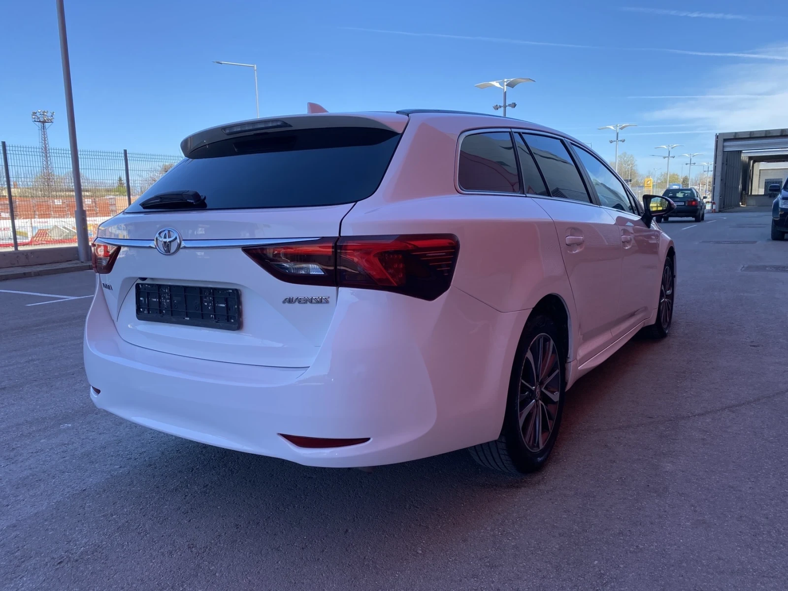 Toyota Avensis 2.0D4D 143 k.c. НАВИГАЦИЯ/КАМЕРА - изображение 5