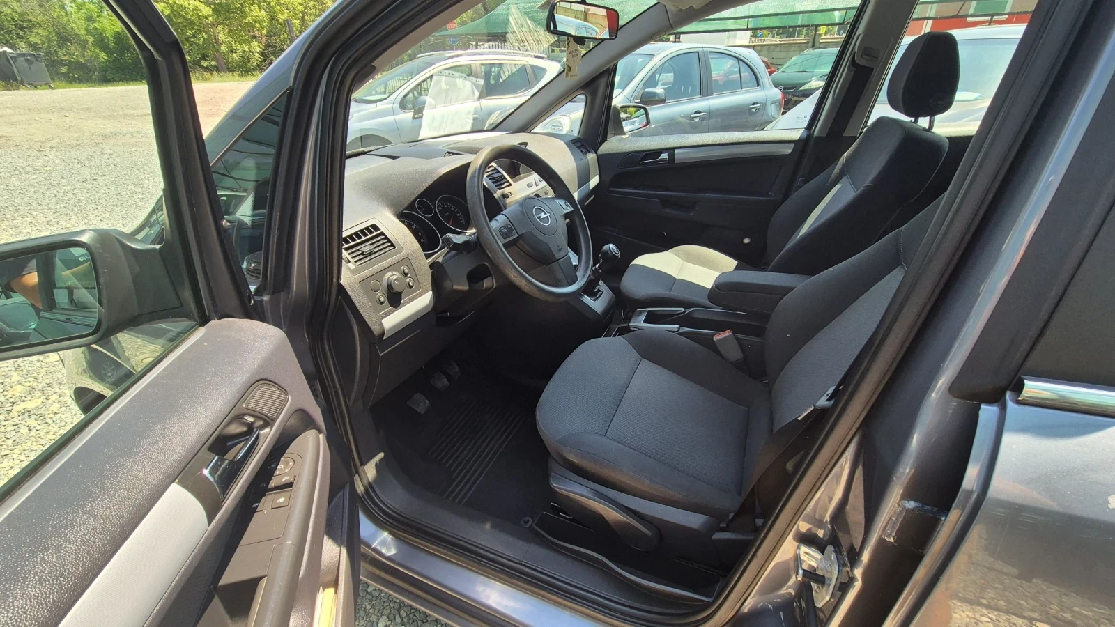 Opel Zafira 1.6 - изображение 10