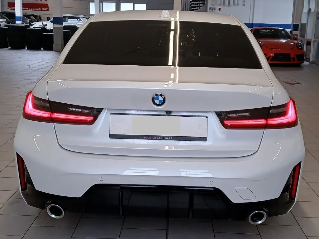 BMW 320 xDrive - изображение 2