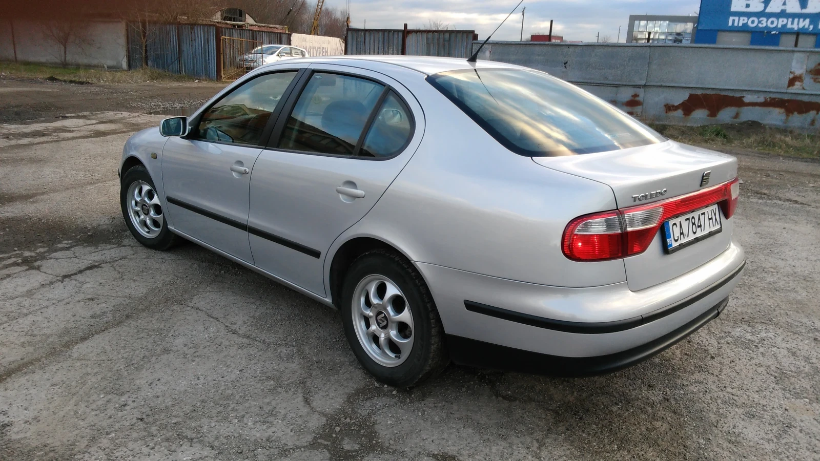 Seat Toledo Седан - изображение 2