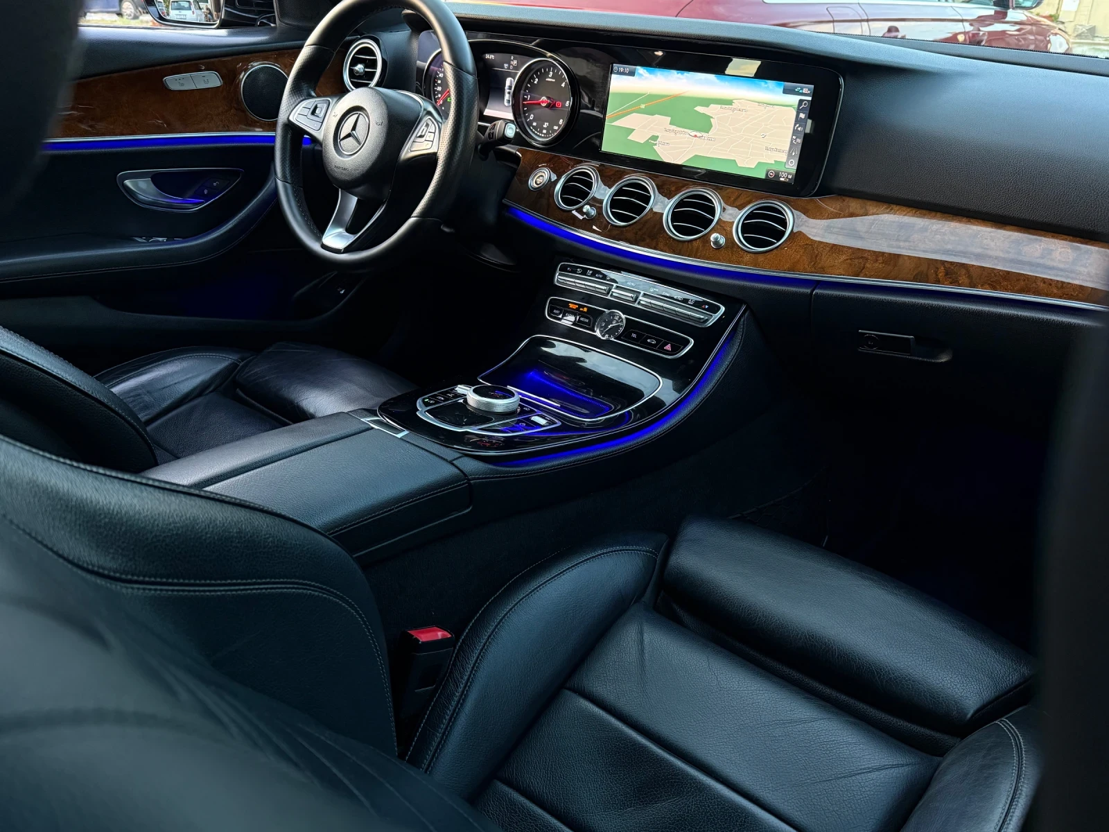 Mercedes-Benz E 200 2.2d - изображение 9