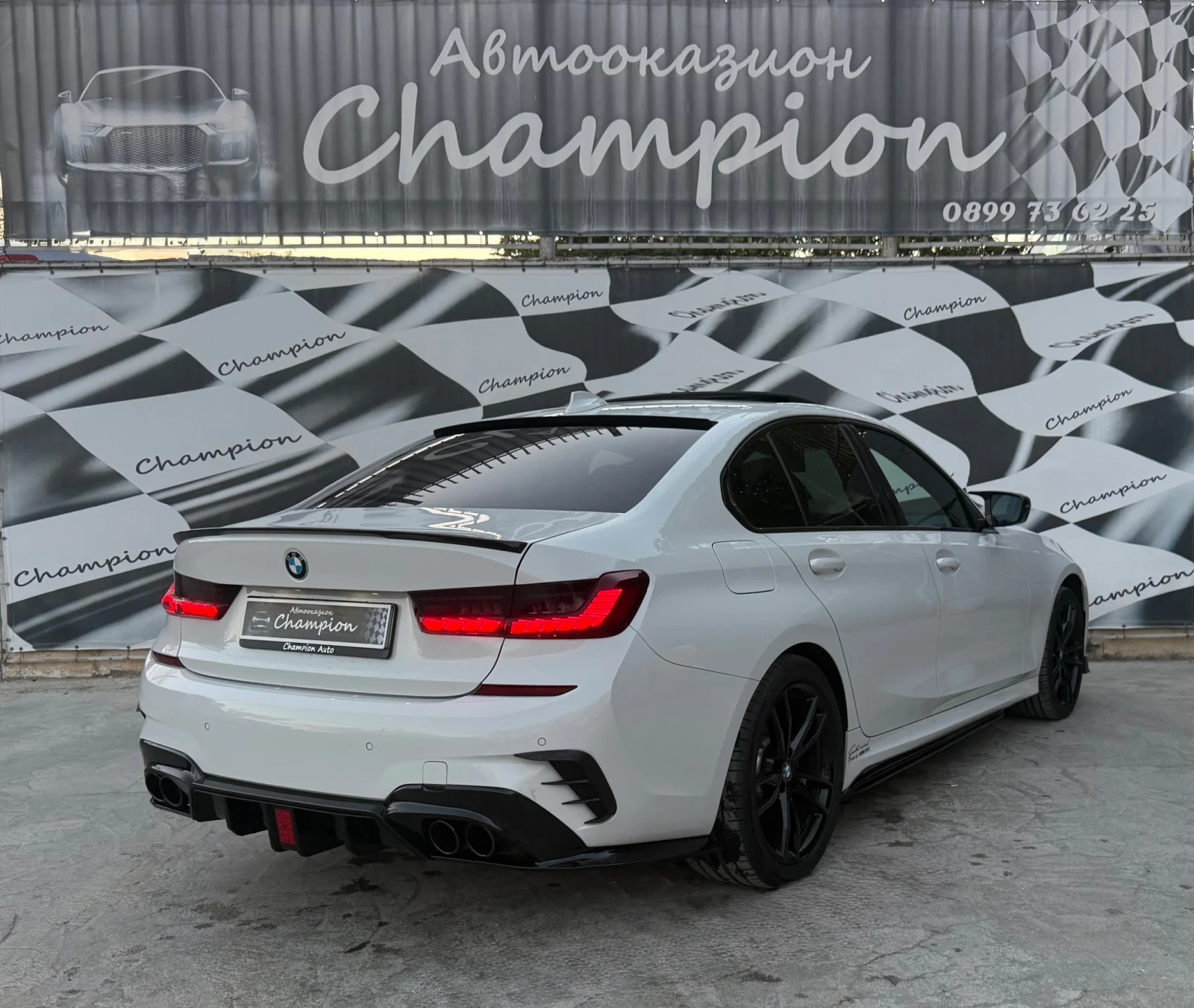 BMW 330 M-packet Plug-in Hybrid  - изображение 6