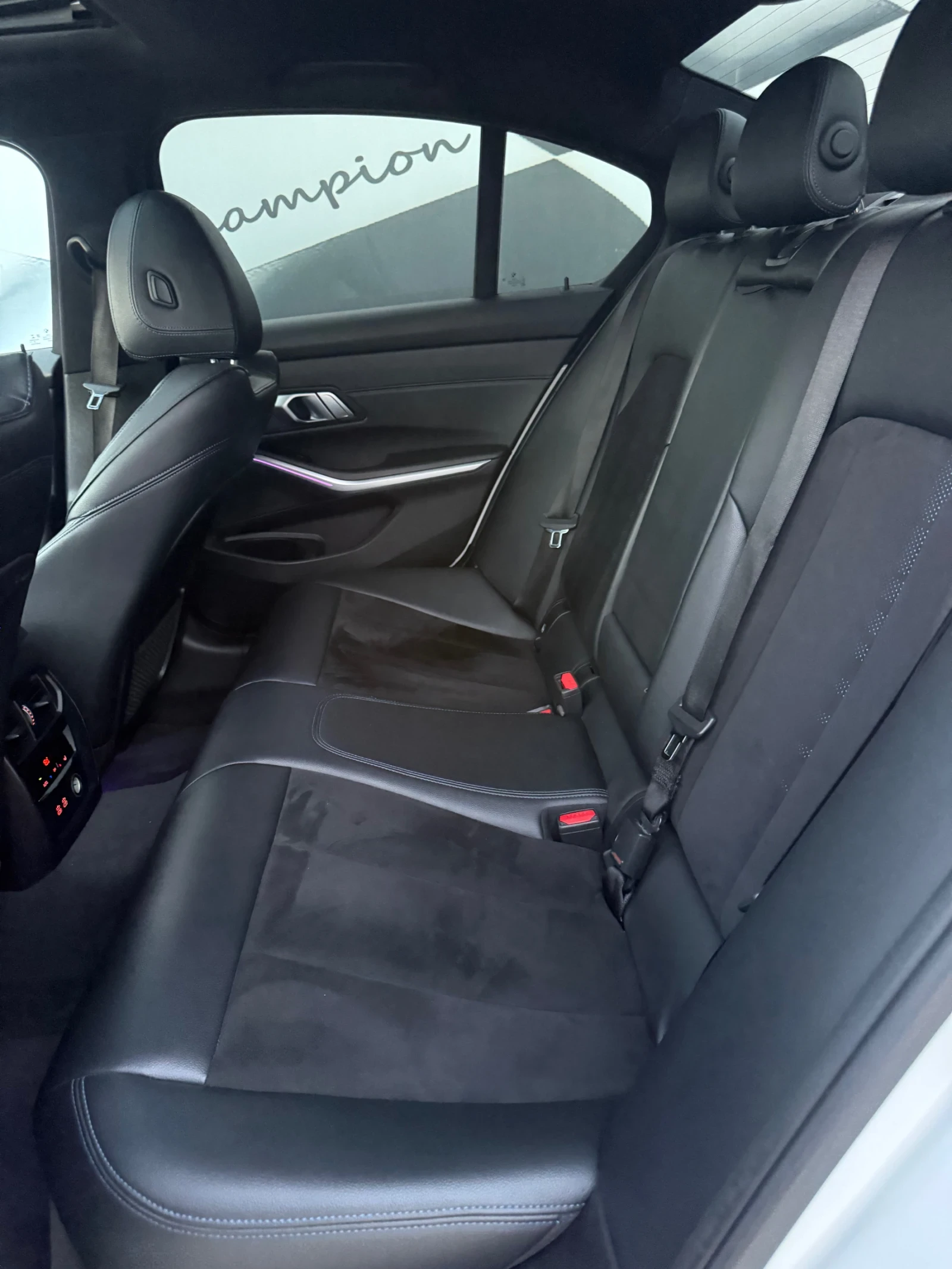 BMW 330 M-packet Plug-in Hybrid  | Mobile.bg   16