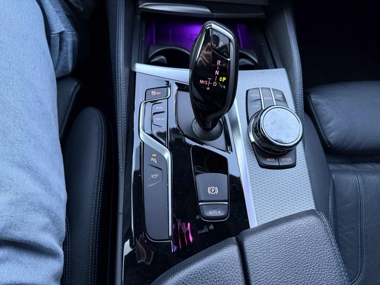 BMW 540 M-pkg* Xdrive* Heads-up display* Harman/Kardon*  | Mobile.bg   10