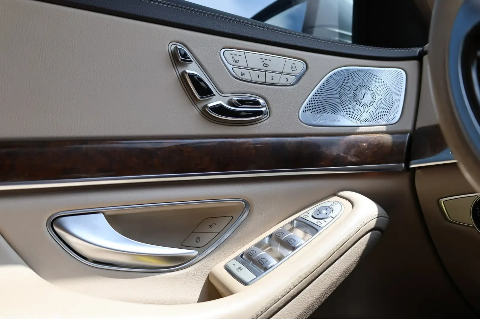 Mercedes-Benz S 400 BURMASTER| DISTRONIK| МАСАЖ| ОБДУХ| PANO| 360, снимка 10 - Автомобили и джипове - 53738790