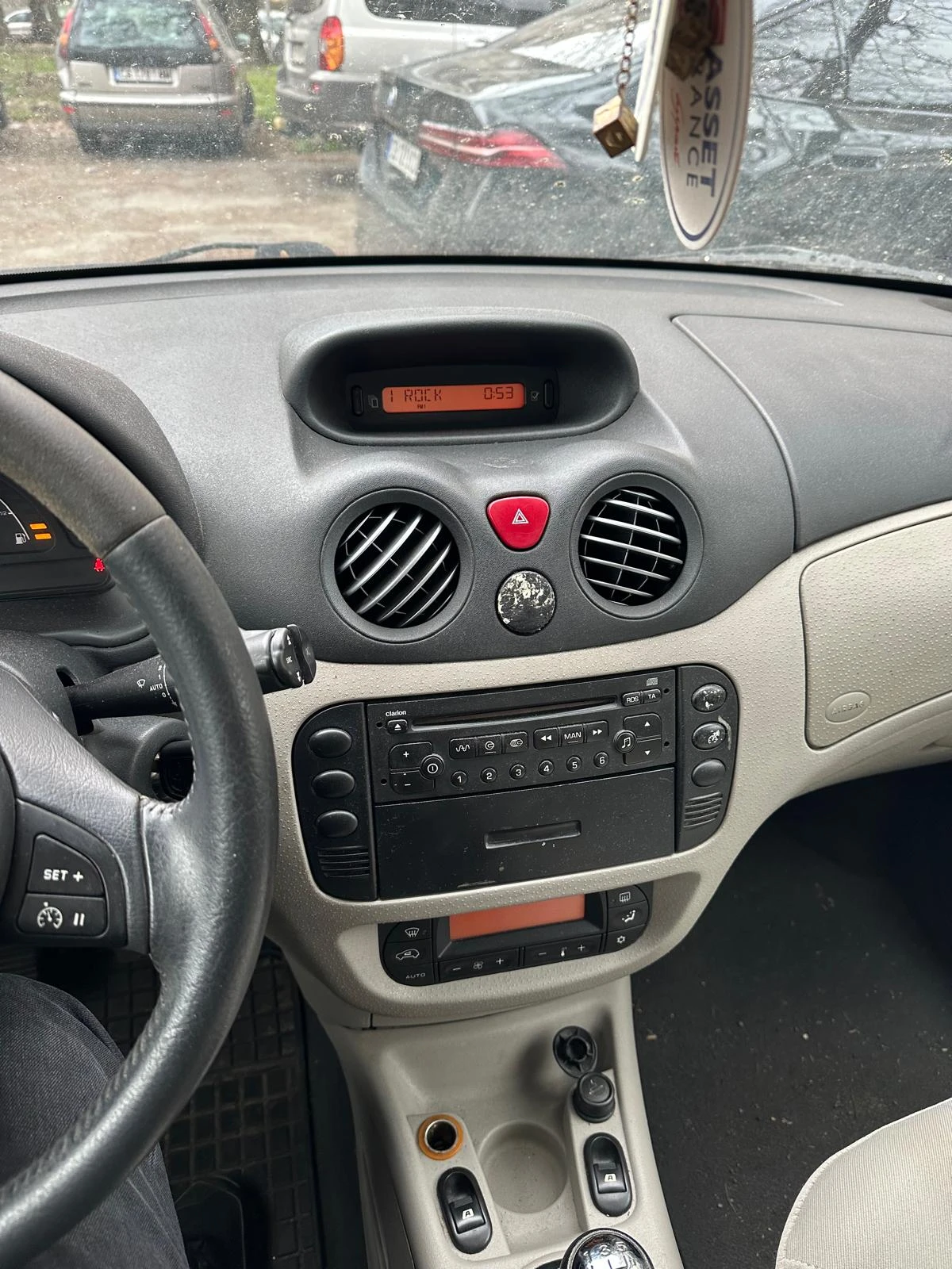 Citroen C3, снимка 6 - Автомобили и джипове - 54009613