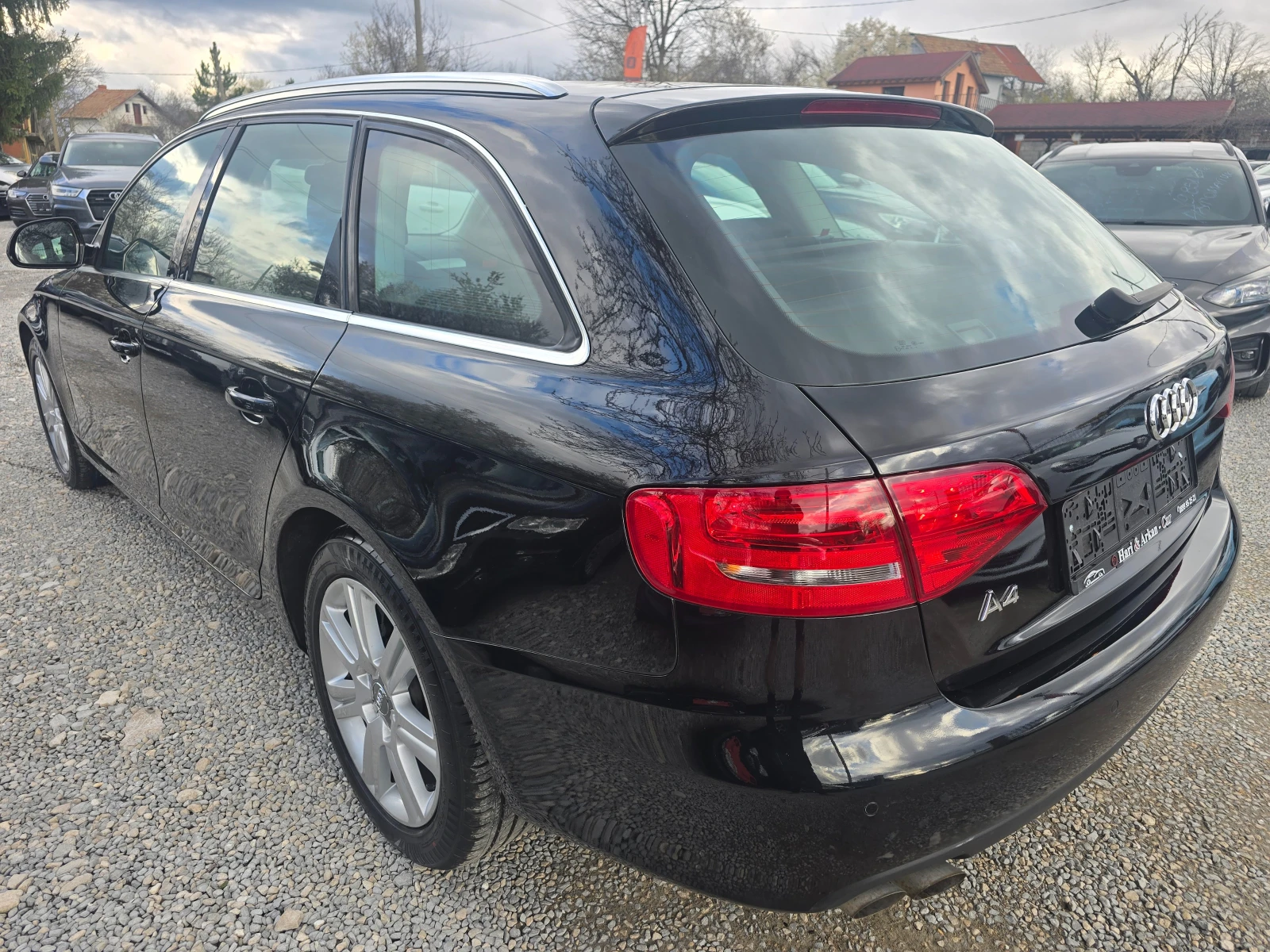 Audi A4 2.0TDI-143K.C-EВРО 5В-АВТОМАТИК-ТОП СЪСТОЯНИЕ, снимка 4 - Автомобили и джипове - 54083158