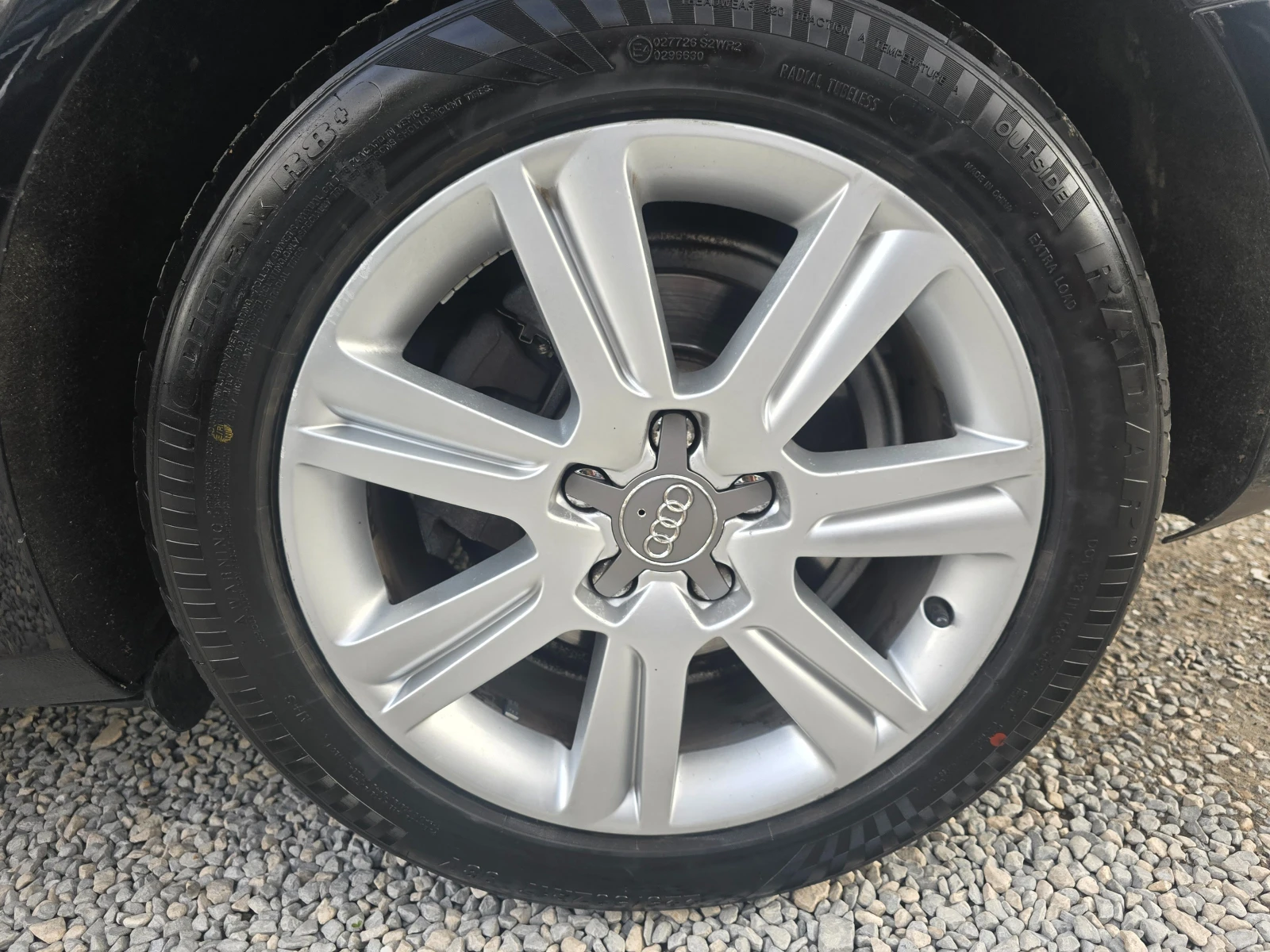 Audi A4 2.0TDI-143K.C-EВРО 5В-АВТОМАТИК-ТОП СЪСТОЯНИЕ, снимка 16 - Автомобили и джипове - 54083158