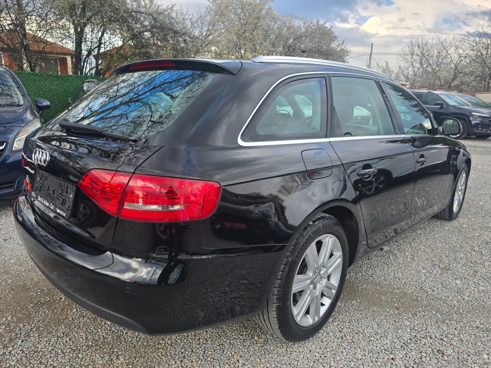 Audi A4 2.0TDI-143K.C-EВРО 5В-АВТОМАТИК-ТОП СЪСТОЯНИЕ, снимка 8 - Автомобили и джипове - 54083158