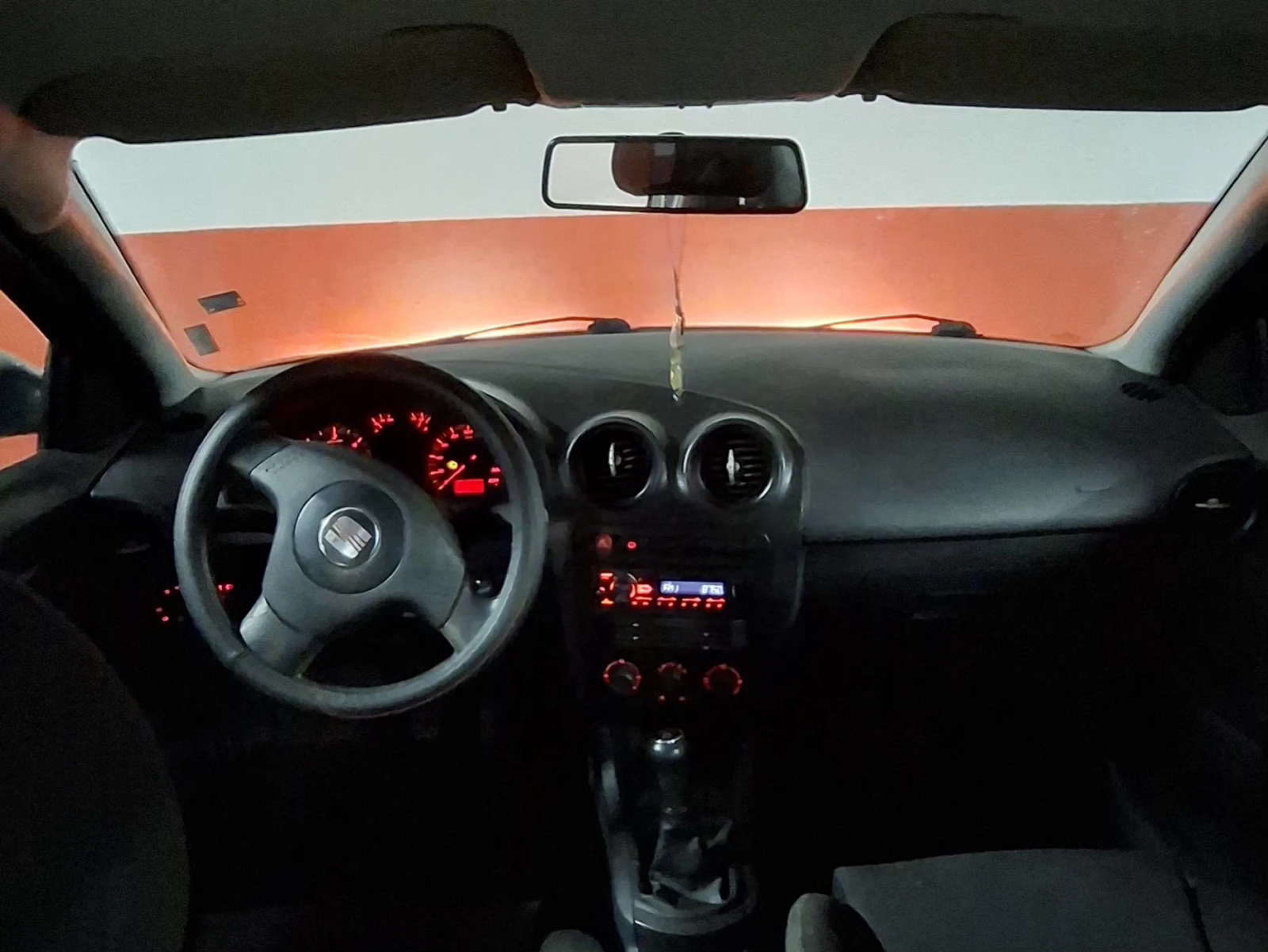 Seat Ibiza 1.4 TDI (75 k.c.) | Mobile.bg � ����������� 7