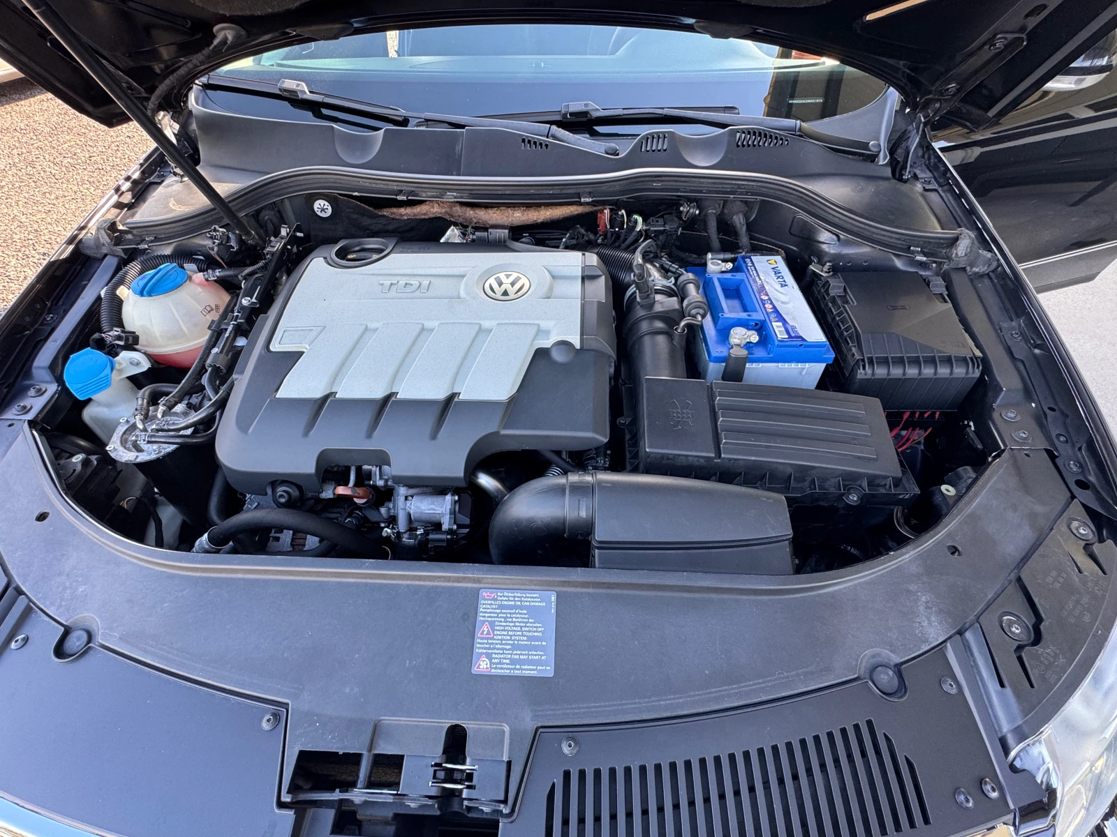 VW Passat 2.0TDi-CommonRail, снимка 7 - Автомобили и джипове - 54981680