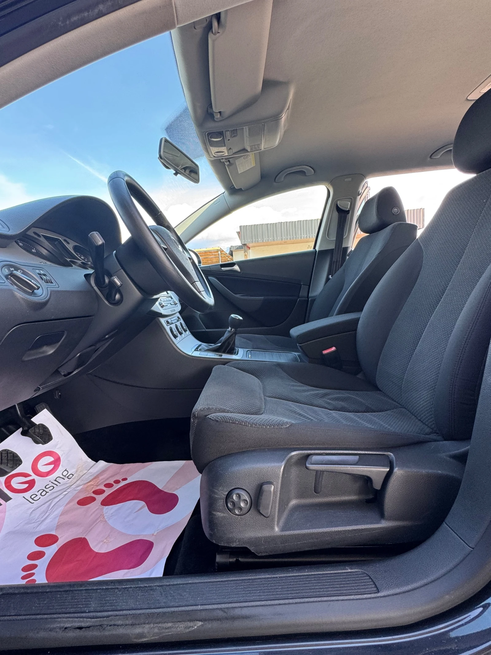 VW Passat 2.0TDi-CommonRail, снимка 14 - Автомобили и джипове - 54981680