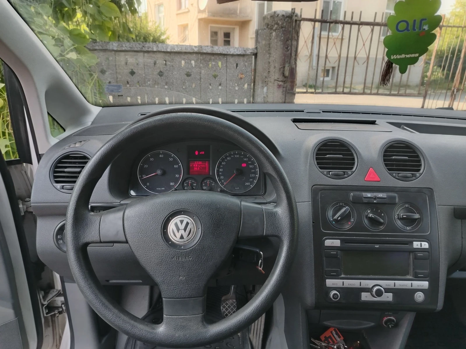 VW Caddy бензин метан, снимка 6 - Автомобили и джипове - 55597430
