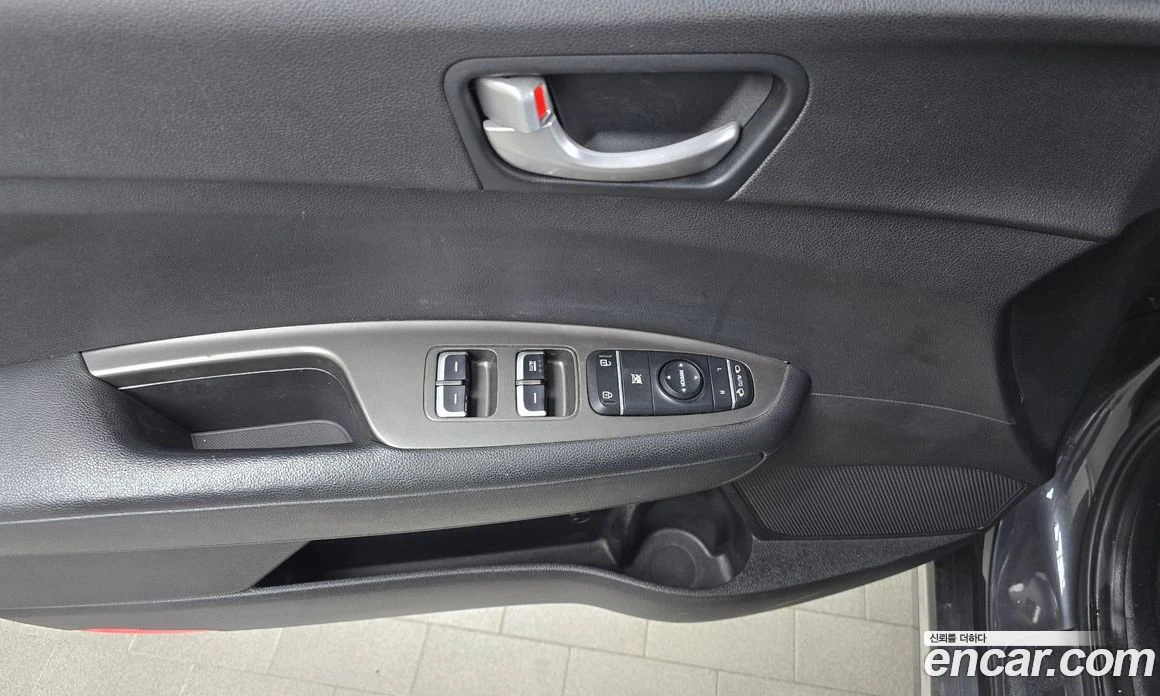 Kia K5 2.0 LPI Rental Car Luxury, снимка 17 - Автомобили и джипове - 55669060