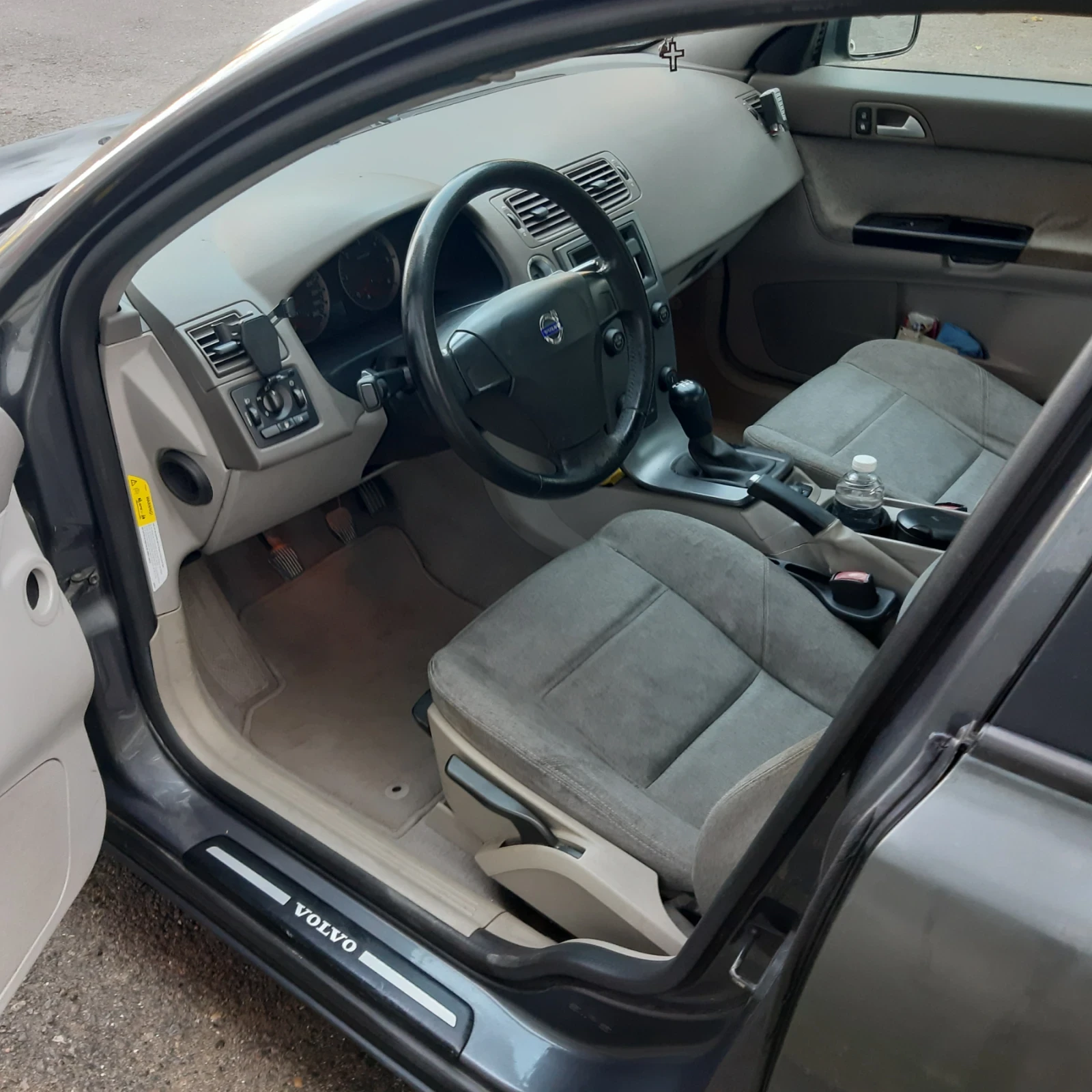 Volvo S40, снимка 10 - Автомобили и джипове - 55737926