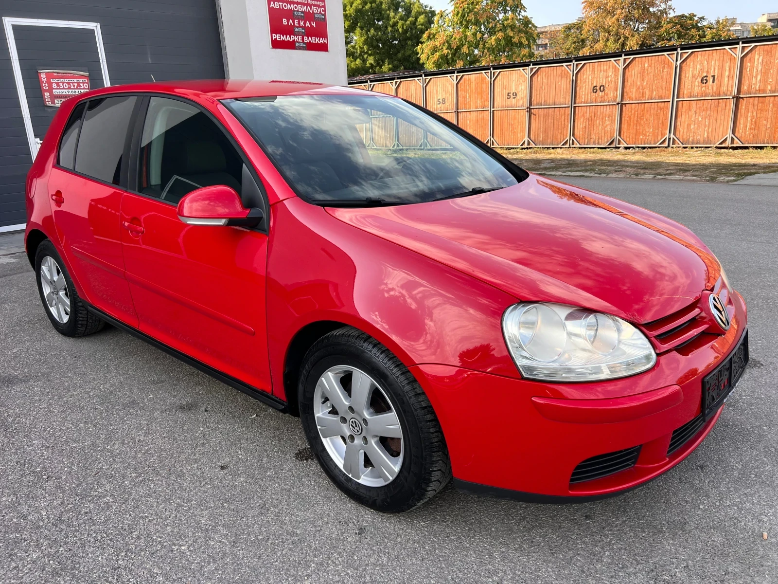 VW Golf 1.4i 80k.c * Климатроник* , снимка 2 - Автомобили и джипове - 55896491
