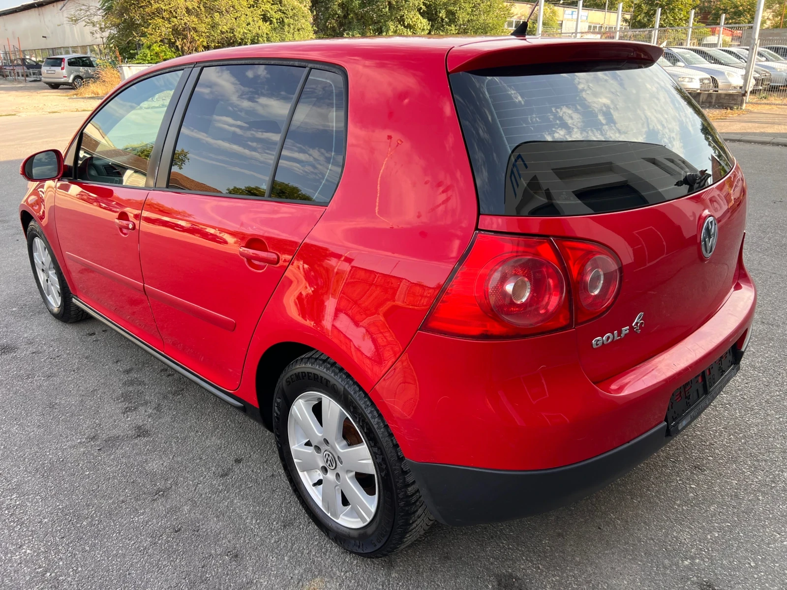 VW Golf 1.4i 80k.c * Климатроник* , снимка 4 - Автомобили и джипове - 55896491