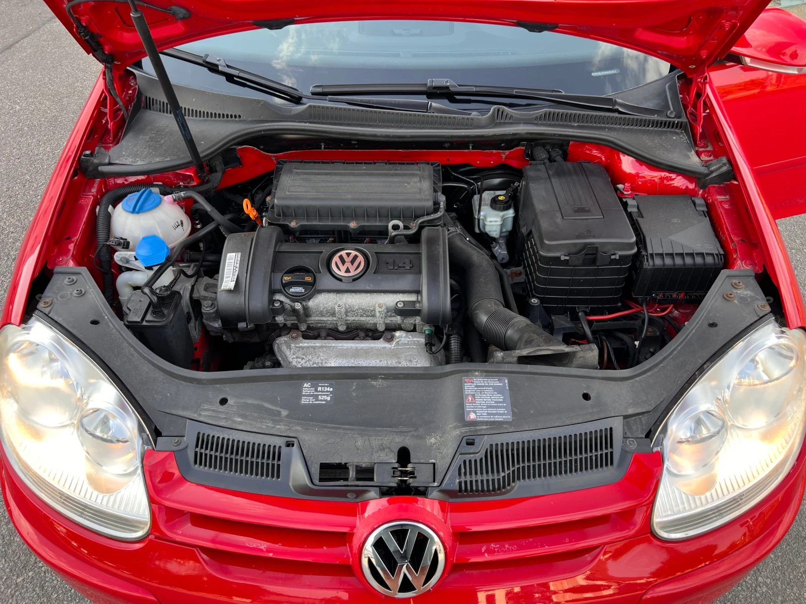VW Golf 1.4i 80k.c * Климатроник* , снимка 16 - Автомобили и джипове - 55896491