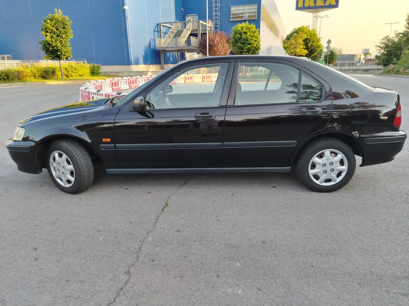 Honda Civic 1.4 16V, с климатик, снимка 6 - Автомобили и джипове - 56045141